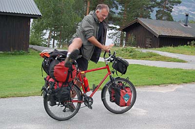 Reinhard auf seinem Fahrrad